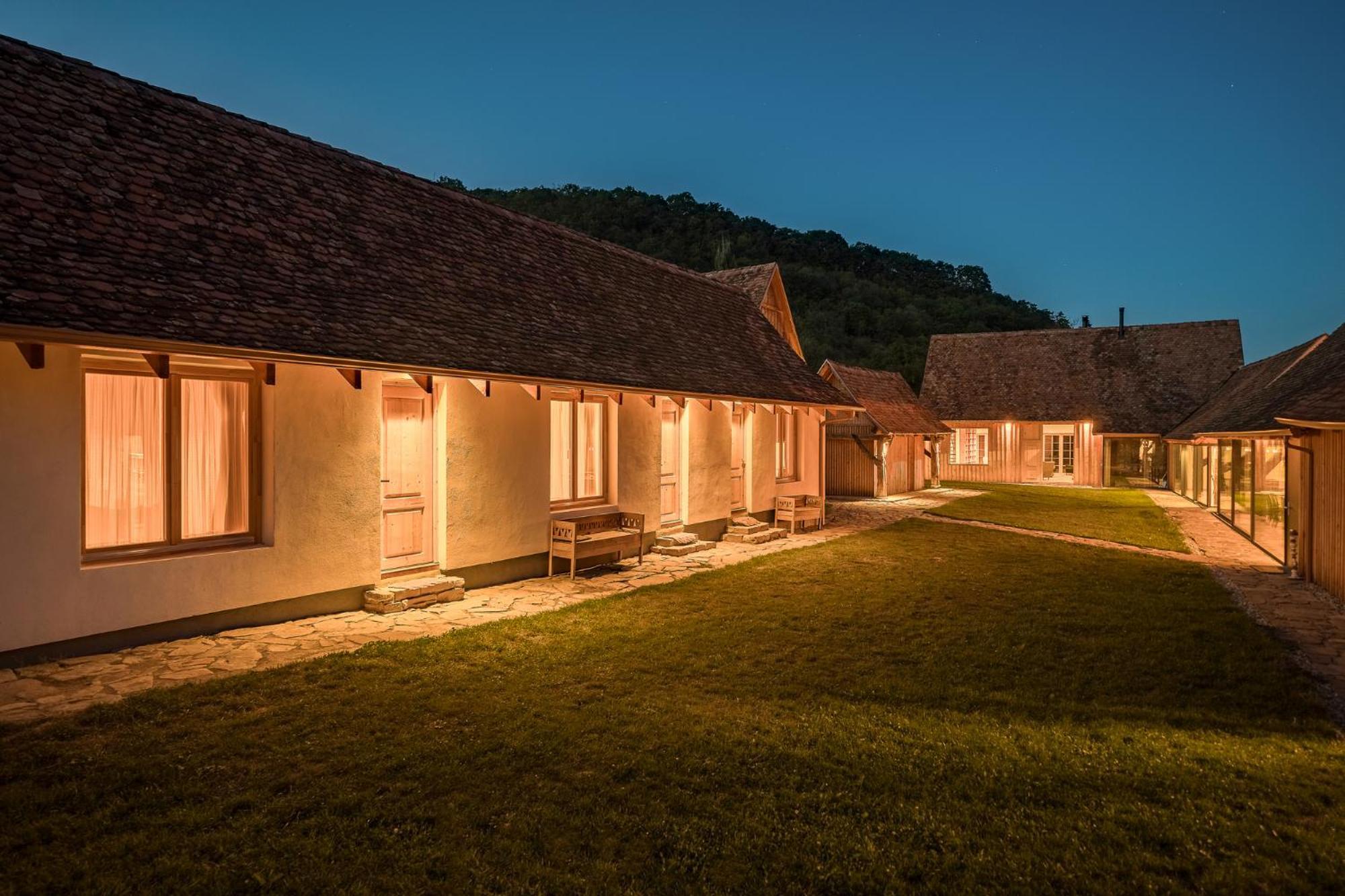 Mesendorf Gasthaus エクステリア 写真